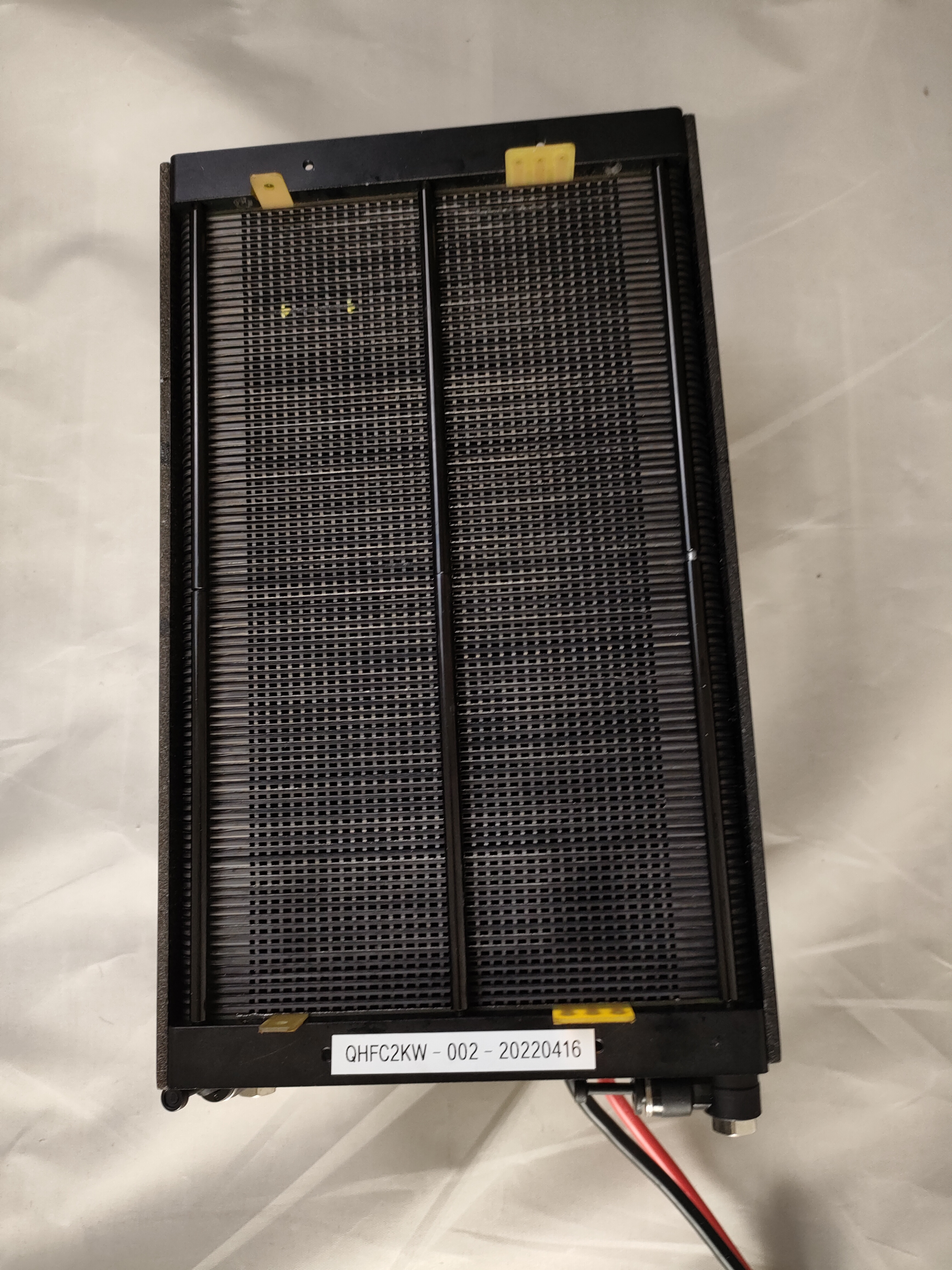 Siji reaktor bahan bakar hidrogen 300W dikirim menyang Amerika Serikat