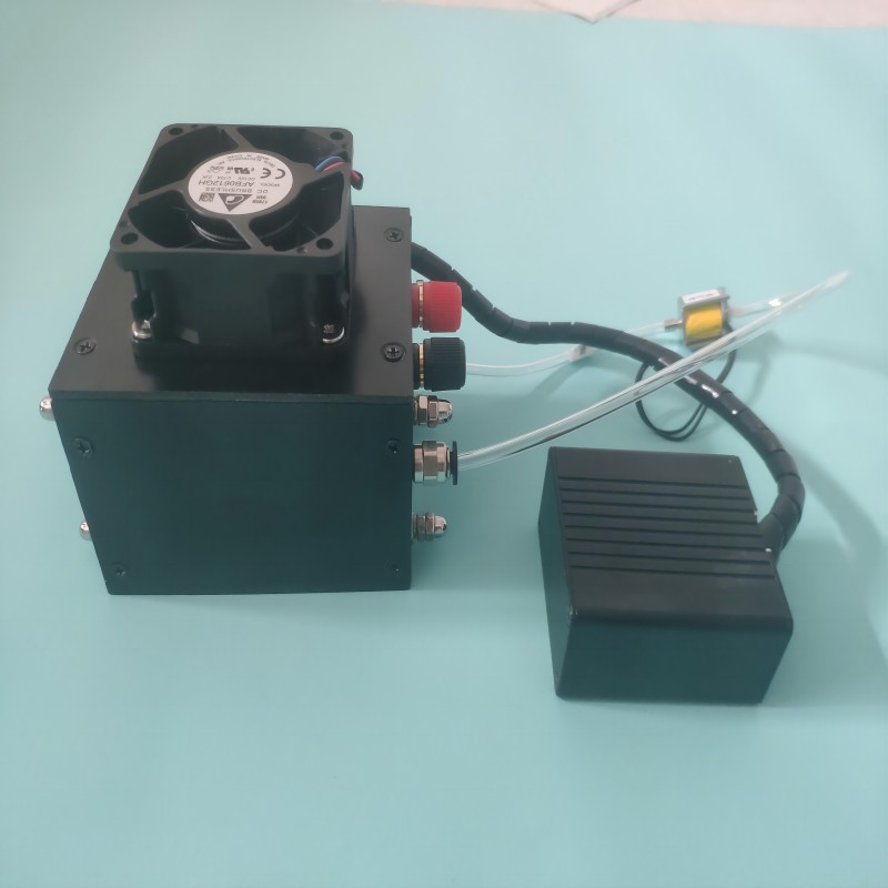 Pangiriman Reaktor 60W Kanggo Pelanggan Ing Uzbekistan